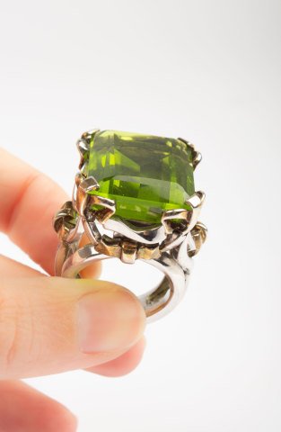 Peridot Yüzük