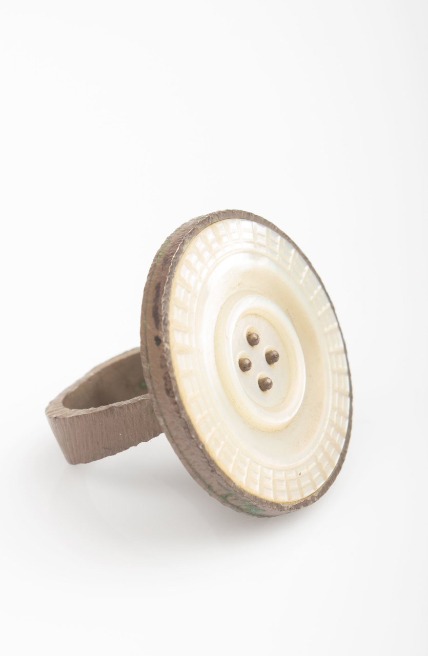 Mother of Pearl Button Ring