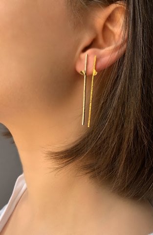 Small Heart on a Stick Earring / Yellow