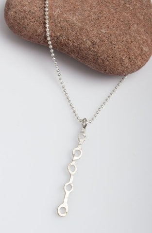 Delik Deşik Kolye Ucu