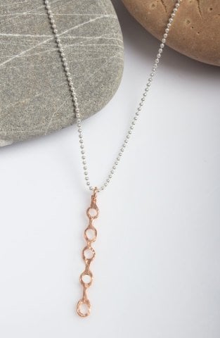 Delik Deşik Kolye Ucu