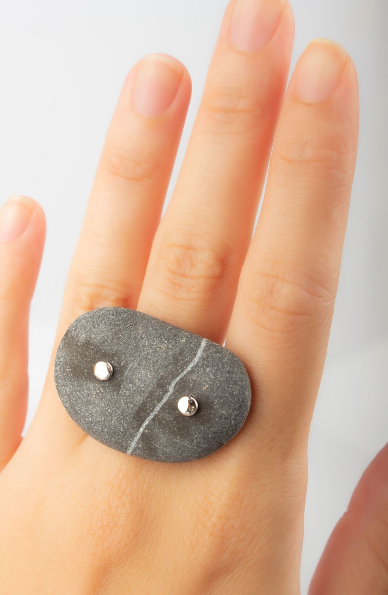 Çakıl Taşı Şans Yüzüğü / Oval Tek Çizgili