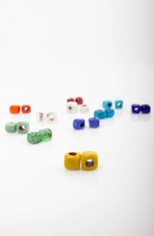 Küçük Küp Cam Boncuk