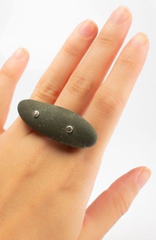 Lucky Sea Stone Ring / Slim Dark Gray