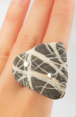 Lucky Sea Stone Ring / Double Striped Gray